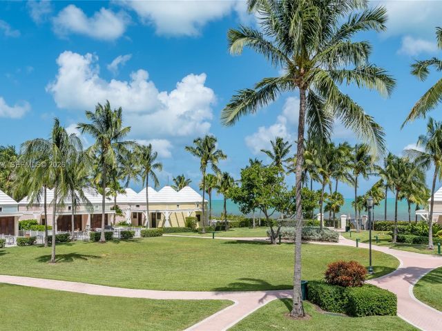 Продажа квартиры #1005 - фото 7491869