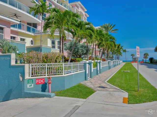 Дом в аренду по адресу 2051 SE 3rd St TH11 - фото 7450618