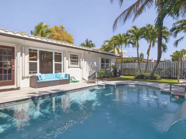 Продажа дома по адресу 268 Hibiscus Avenue - фото 9164731
