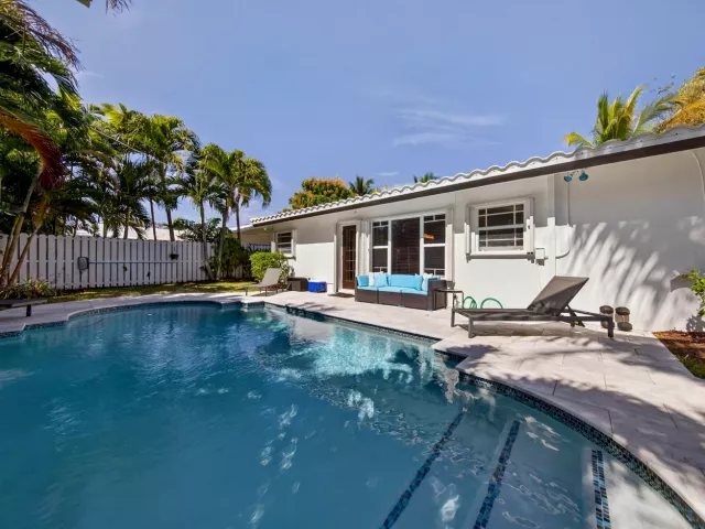 Продажа дома по адресу 268 Hibiscus Avenue - фото 9164735