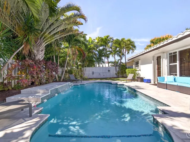 Продажа дома по адресу 268 Hibiscus Avenue - фото 9164737