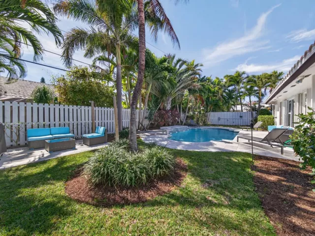 Продажа дома по адресу 268 Hibiscus Avenue - фото 9164742