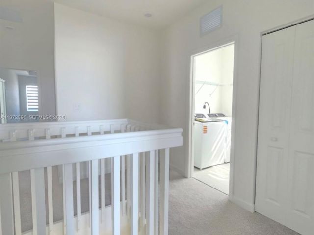 Дом в аренду по адресу 2741 SE 24TH COURT - фото 7492904