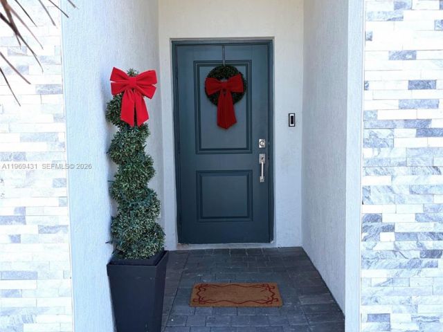 Продажа дома по адресу 14724 SW 181st Ter - фото 7529373