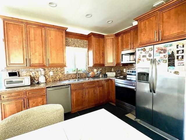 Дом в аренду по адресу 5732 Fletcher St 5732 - фото 7473577