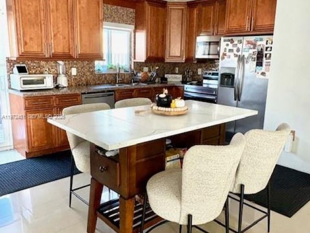 Дом в аренду по адресу 5732 Fletcher St 5732 - фото 7473578