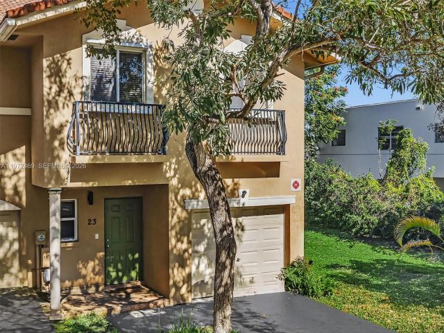 Продажа дома по адресу 23 SE 3rd Ave - фото 7462309