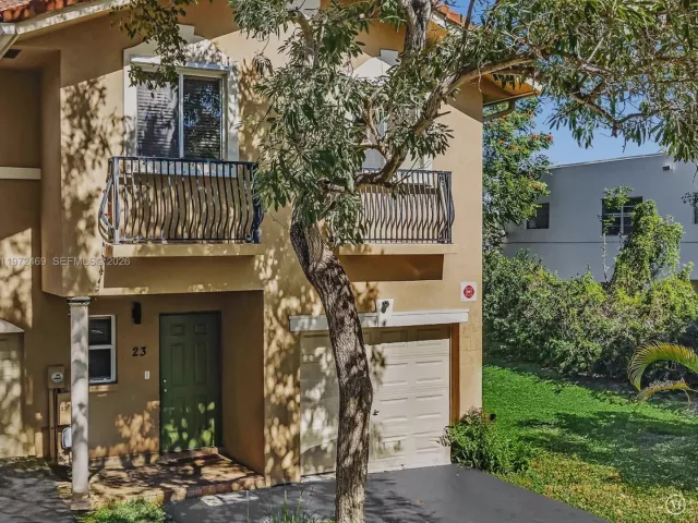 Продажа дома по адресу 23 SE 3rd Ave - фото 7462309