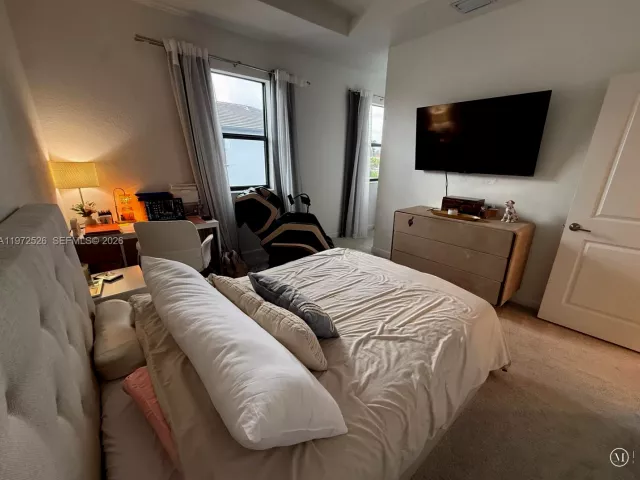 Дом в аренду по адресу 20378 NW 6th Ave 20378 - фото 7480377