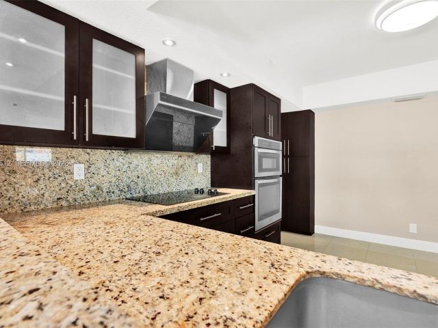 Продажа дома по адресу 5113 Mckinley St - фото 7474849