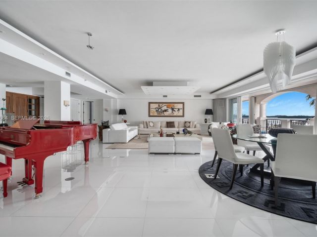 Продажа квартиры #5322 - фото 7504810