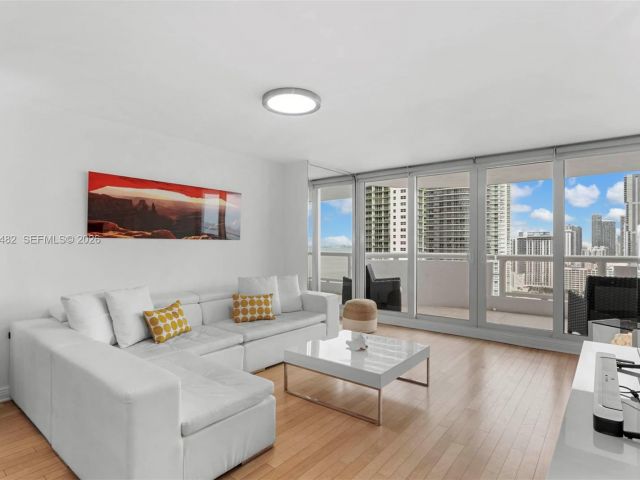 Квартира в аренду номерA-3137 - фото 7496198