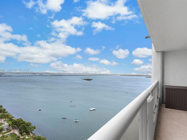 Квартира в аренду номерA-3137 - фото 7496207