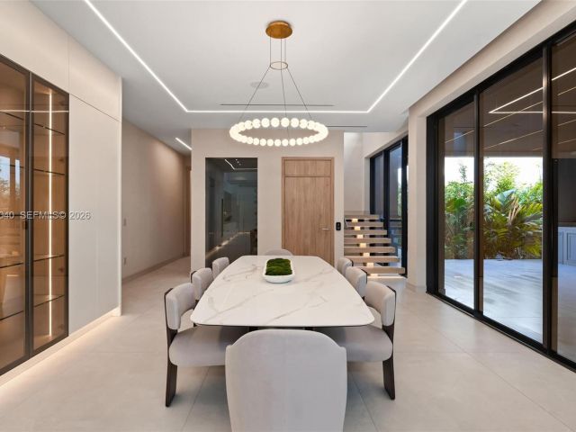 Продажа дома по адресу 723 NE 77th St - фото 7463683