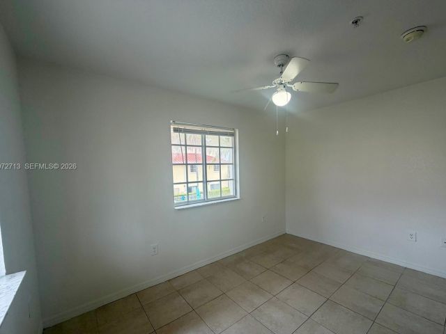 Дом в аренду по адресу 2064 NE 167th St 3-156 - фото 7481354