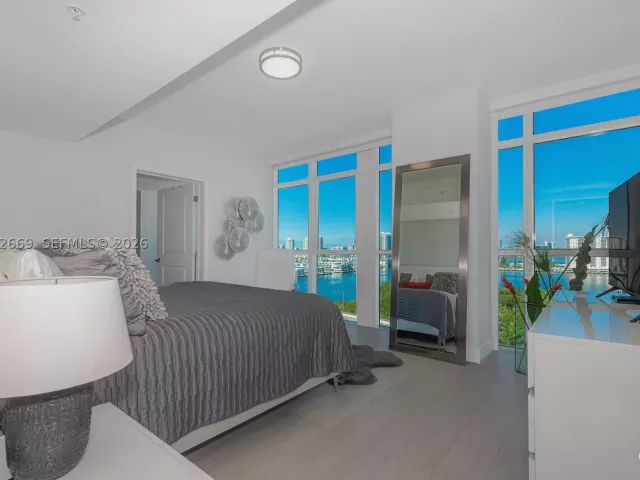 Продажа квартиры #1222 SE CORNER UNIT - фото 9098395