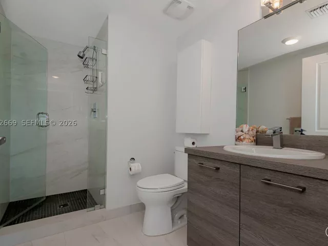 Продажа квартиры #1222 SE CORNER UNIT - фото 9098405