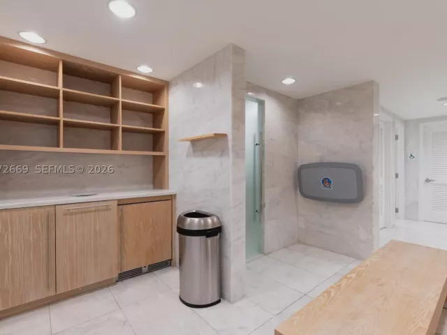 Продажа квартиры #1222 SE CORNER UNIT - фото 9098422