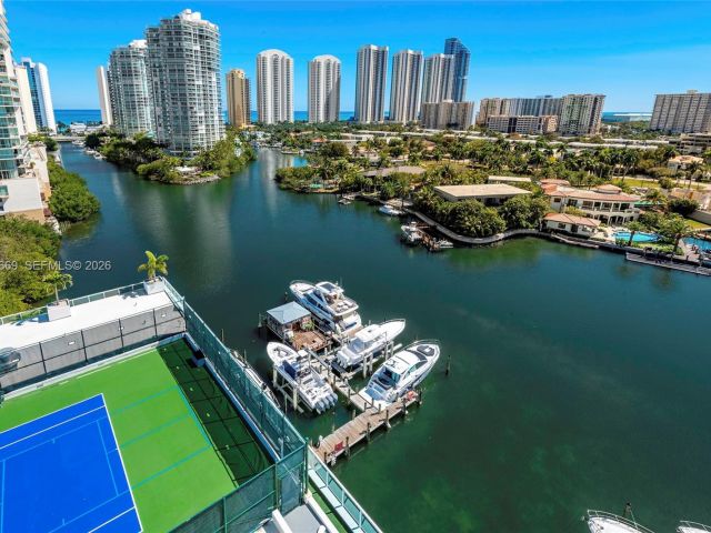 Продажа квартиры #1222 SE CORNER UNIT - фото 7497126