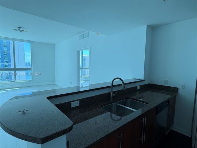 Квартира в аренду номерT-3314 - фото 7496409