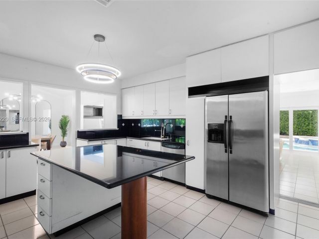 Дом в аренду по адресу 5810 Maggiore St 0 - фото 7471580