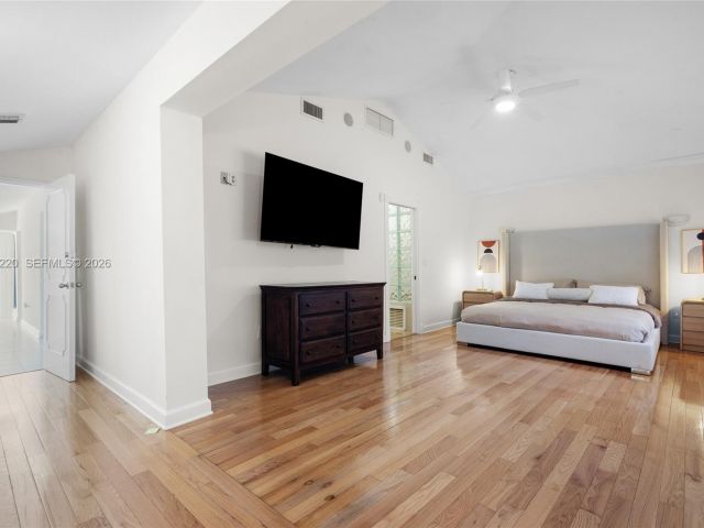 Дом в аренду по адресу 5810 Maggiore St 0 - фото 7471587