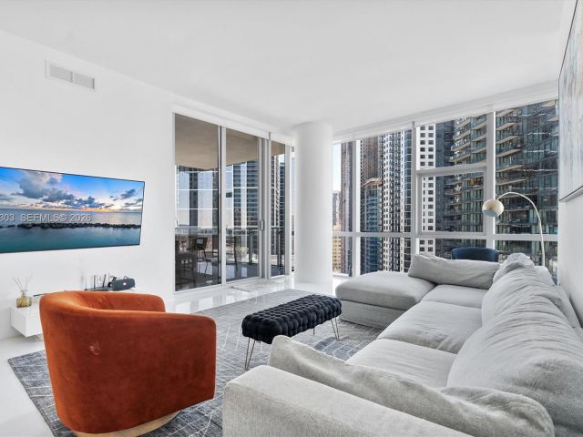 Продажа квартиры #1712 - фото 7525150