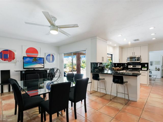 Продажа дома по адресу 9860 SW 122nd St - фото 7517060