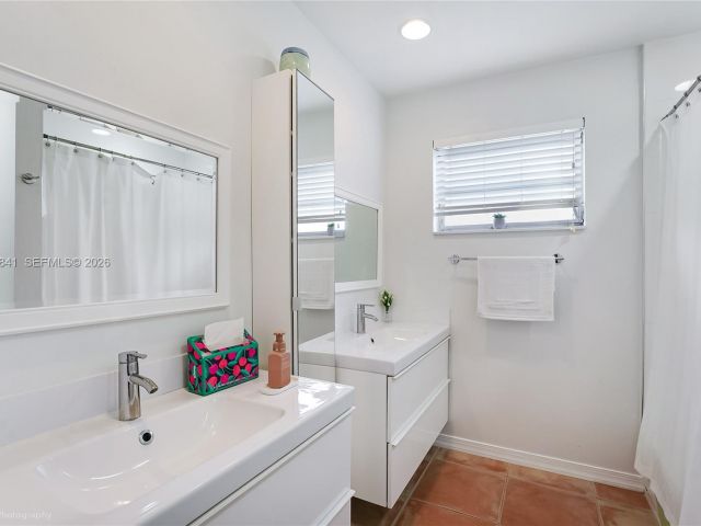 Продажа дома по адресу 9860 SW 122nd St - фото 7517063