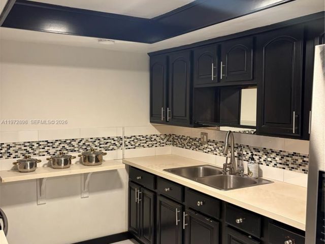 Продажа дома по адресу 13505 NE 23rd Ct - фото 7475791