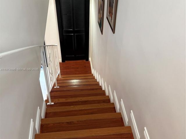 Продажа дома по адресу 13505 NE 23rd Ct - фото 7475806