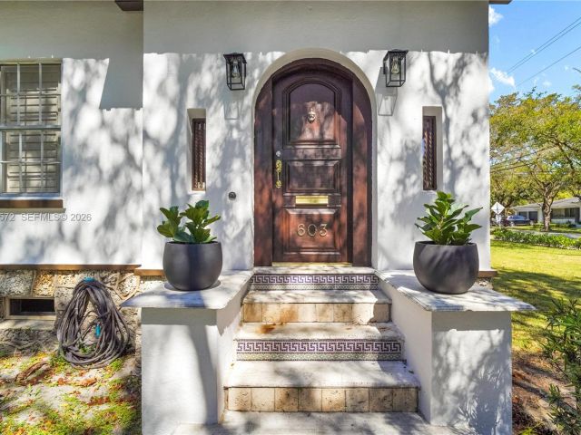 Дом в аренду по адресу 603 Minorca Ave 0 - фото 7525027