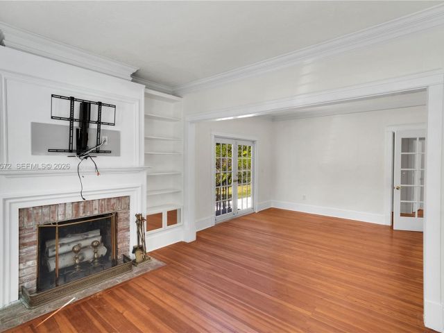 Дом в аренду по адресу 603 Minorca Ave 0 - фото 7525031