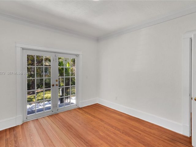 Дом в аренду по адресу 603 Minorca Ave 0 - фото 7525034