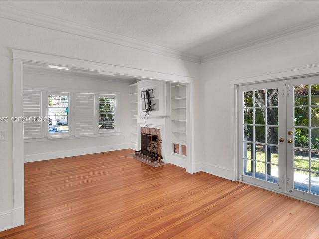 Дом в аренду по адресу 603 Minorca Ave 0 - фото 7525036