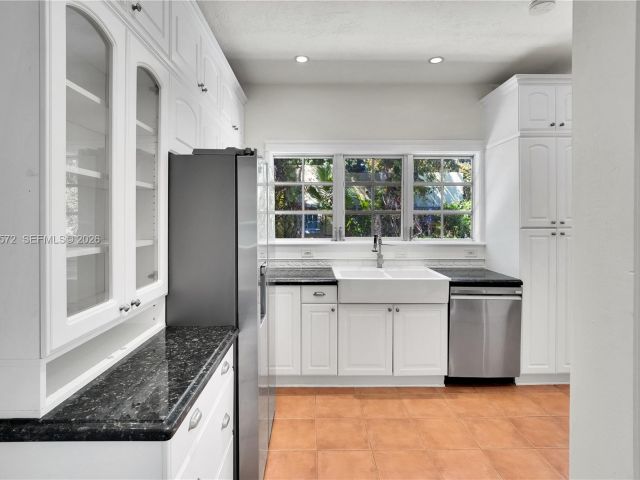 Дом в аренду по адресу 603 Minorca Ave 0 - фото 7525038