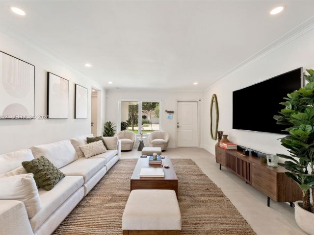 Дом в аренду по адресу 45 Palermo Ave - фото 7471610