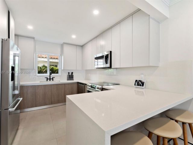 Дом в аренду по адресу 45 Palermo Ave - фото 7471616