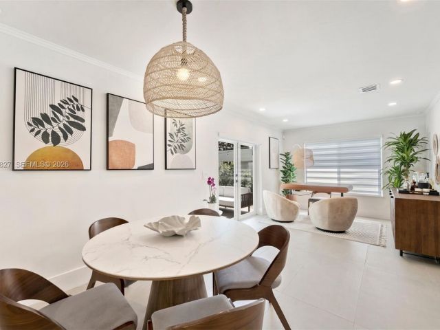 Дом в аренду по адресу 45 Palermo Ave - фото 7471619