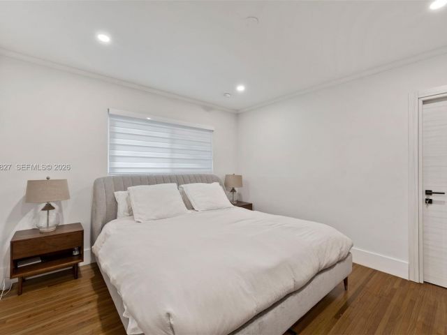 Дом в аренду по адресу 45 Palermo Ave - фото 7471621