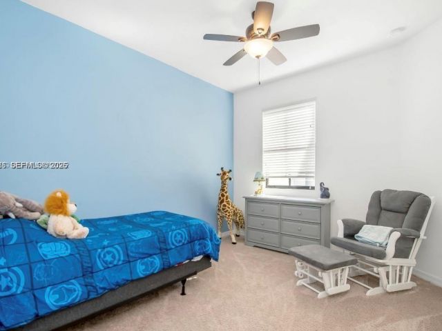 Продажа дома по адресу 3327 NW 10th Ave - фото 7535610