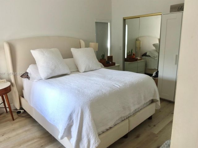 Продажа дома по адресу 5862 NW 113th Pl - фото 7486154