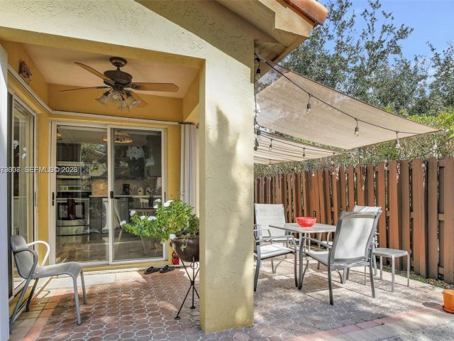 Продажа дома по адресу 5862 NW 113th Pl - фото 7486164