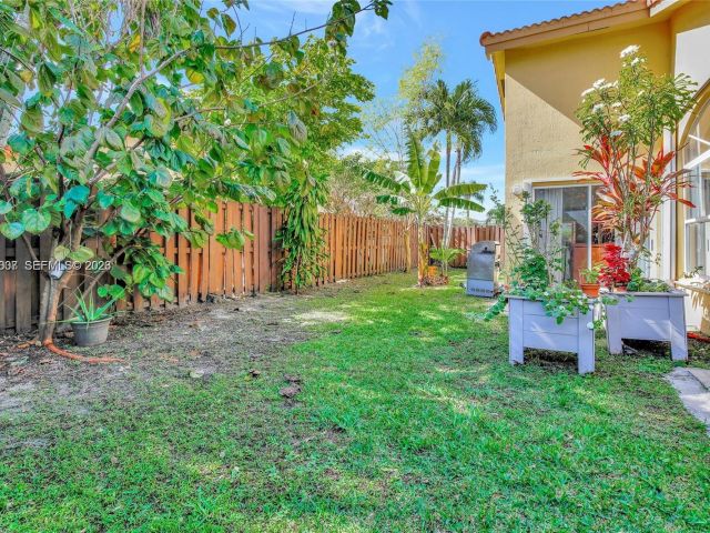 Продажа дома по адресу 5862 NW 113th Pl - фото 7486165