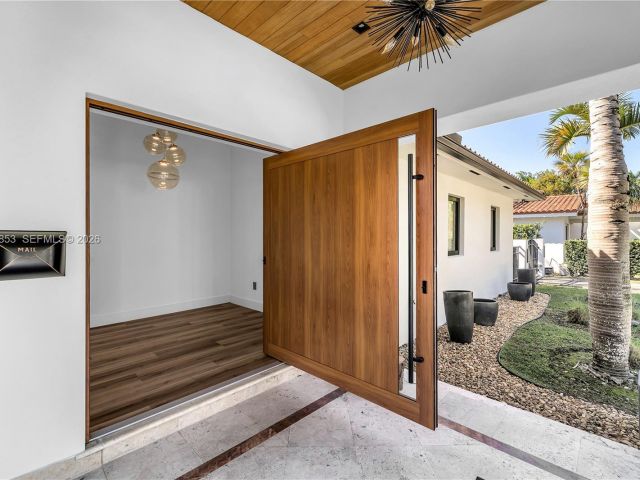 Продажа дома по адресу 1424 Algardi Ave - фото 7525541