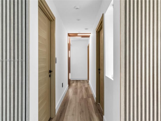 Продажа дома по адресу 1424 Algardi Ave - фото 7525547