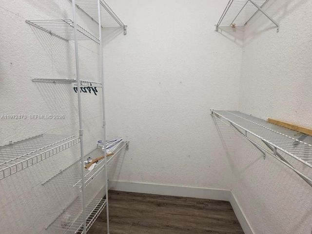 Дом в аренду по адресу 718 SE 12th Ter . - фото 7531881