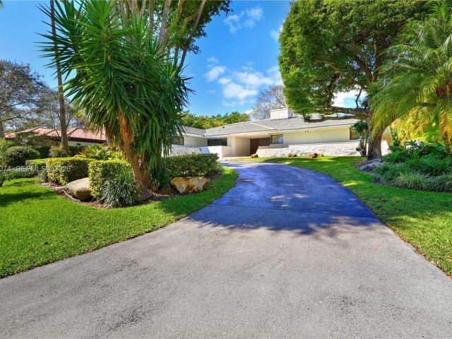 Дом в аренду по адресу 7322 Vistalmar St - фото 7471590