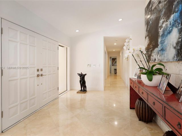 Дом в аренду по адресу 7322 Vistalmar St - фото 7471593