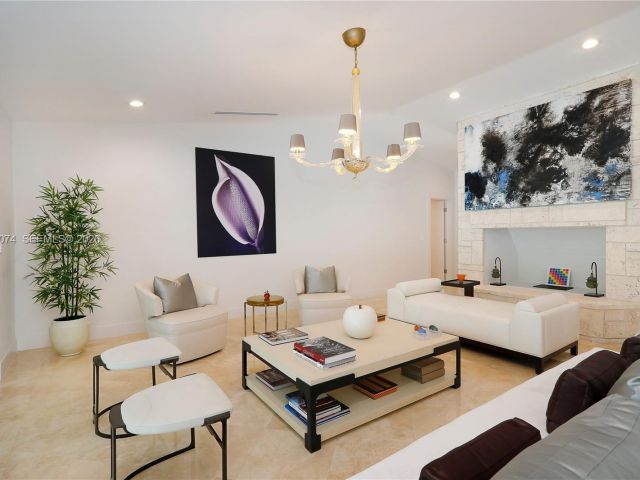 Дом в аренду по адресу 7322 Vistalmar St - фото 7471596